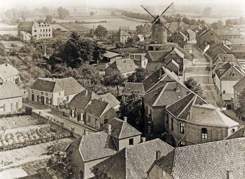 mit Mühle (etwa 1417 – 1920) , Garten- /Minervastraße und Krankenhaus.